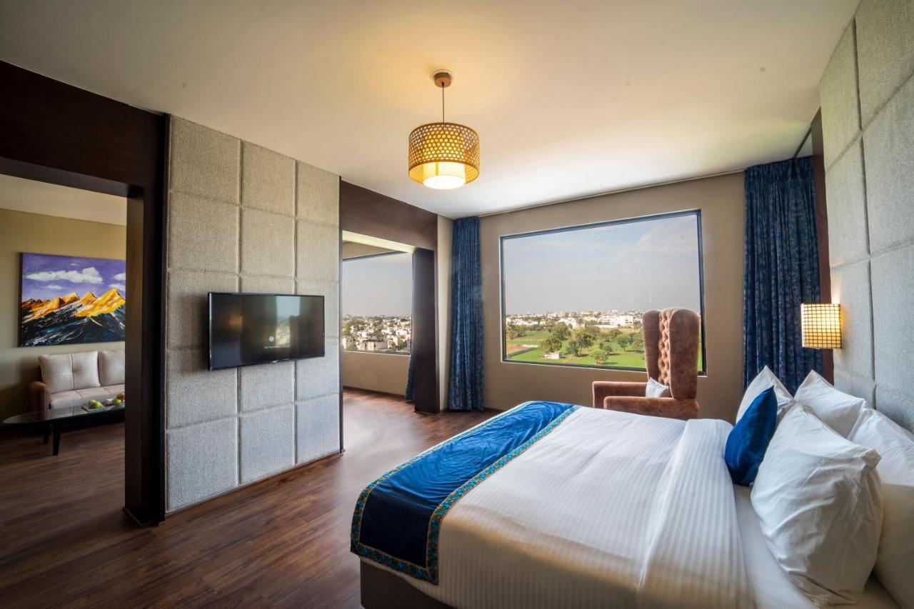 Essentia Luxury Hotel Індаур Екстер'єр фото