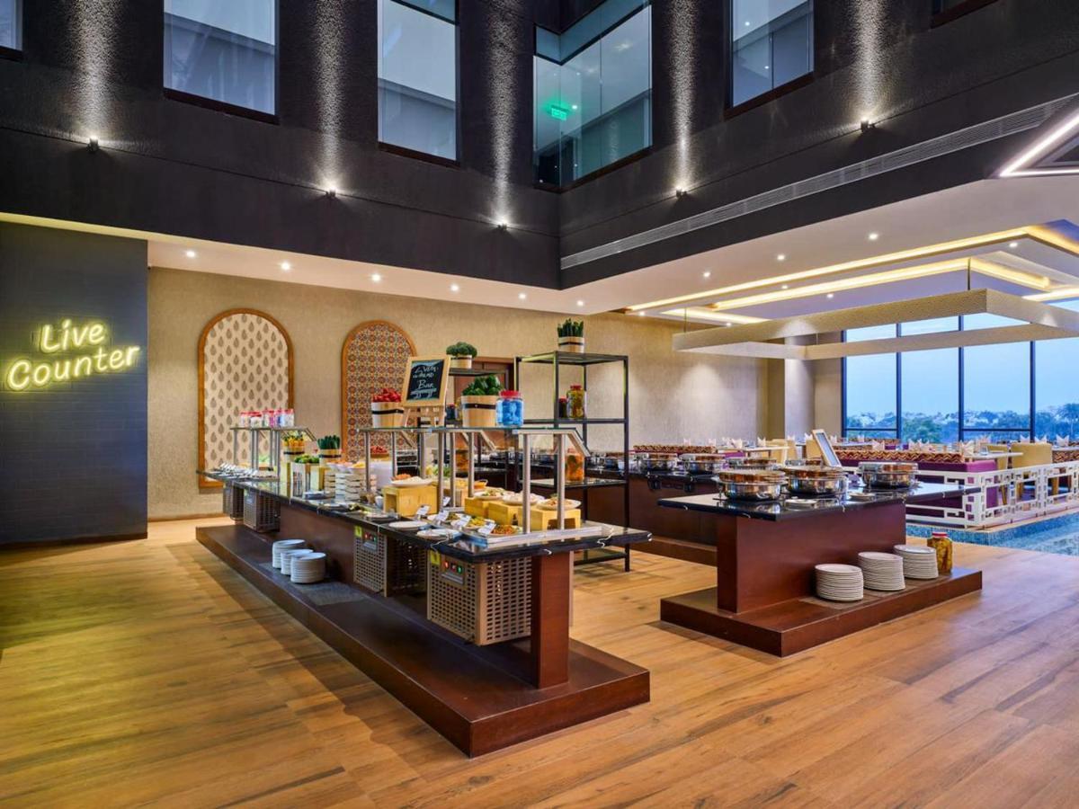 Essentia Luxury Hotel Індаур Екстер'єр фото