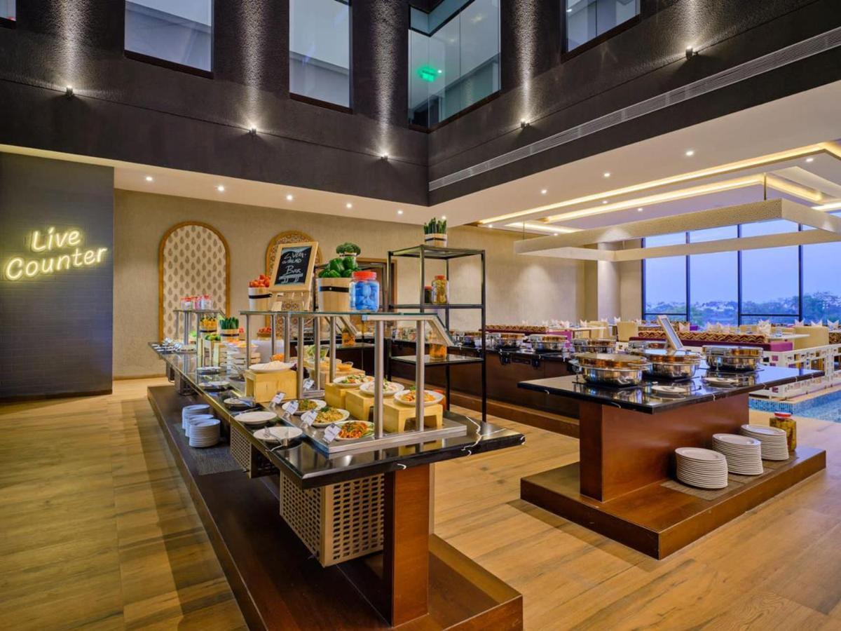 Essentia Luxury Hotel Індаур Екстер'єр фото